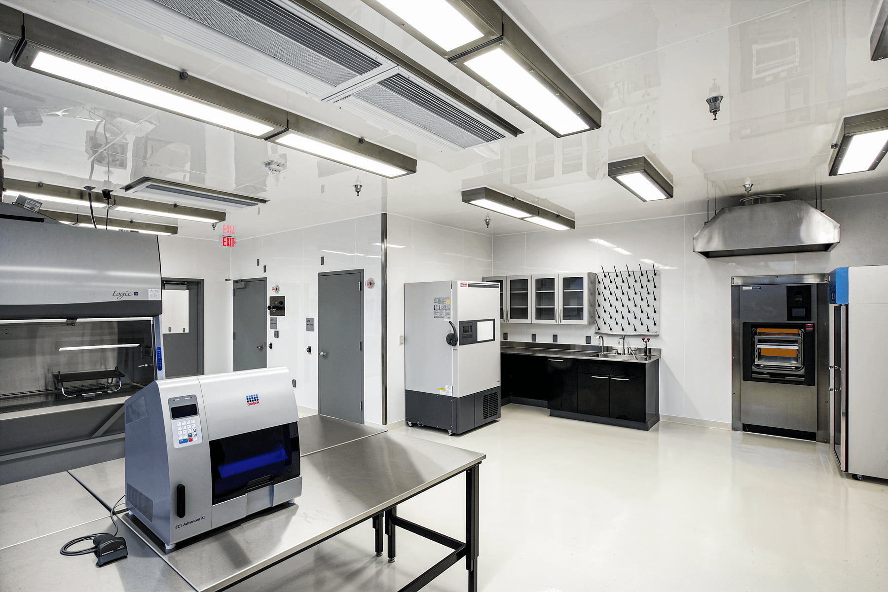 Arcoplast forensics lab using GFRP Panelling lead lined system