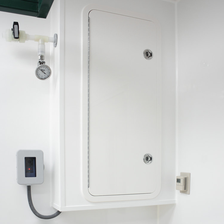 Arcoplast Service and Access Hatch air leakage tests